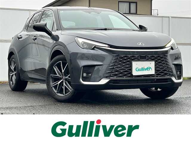 レクサス ＬＢＸ クール 岩手県 2024(令6)年 0.8万km グレーⅡ 4WD/セーフティセンスプラス/　プリクラッシュセーフティ/　レーンチェンジアシスト/　レーントレーシングアシスト/　ロードサインアシスト/　先行車発進告知機能/　発進遅れ機能/　ドライバー異常時対応システム/　プロアクティブドライビングアシスト/純正メモリーナビ/　BT/TV/全方位モニター/レーダークルーズコントロール/LEDオートライト/オートマチックハイビームシステム/前席シートヒーター/純正18インチアルミ/スマートキー/ETC2.0