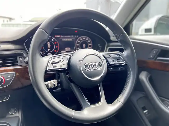 アウディ Ａ４ 2．0TFSIスポーツ 栃木県 2018(平30)年 2.9万km パール マトリクスLED/ラグジュアリーパッケージ/アシスタンスパッケージ/バーチャルCP/ACC/レーンキープ/ブラインドスポット/全方位カメラ/純正ナビ/フルセグ /パワーシート/シートヒーター/黒革/電動リアゲート/ETC/マトリクスLED/純正17インチAW