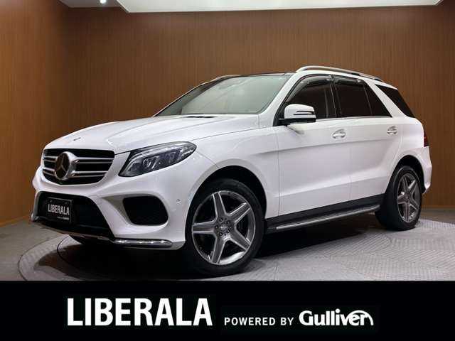 メルセデス・ベンツ ＧＬＥ３５０ｄ 4MATIC スポーツ 千葉県 2015(平27)年 4万km ポーラホワイト パノラマＳＲ　/黒革　/ＡＣＣ　/ｈａｒｍａｎｋａｒｄｏｎサウンド　/ナビ　/ＴＶ　/Ｂｌｕｅｔｏｏｔｈ接続　/３６０°シートＨ　/電動リアゲート　/ＬＥＤヘッドライト　/オートハイビーム　/衝突軽減Ｂ　/ＢＳＭ　/ＬＫＡ