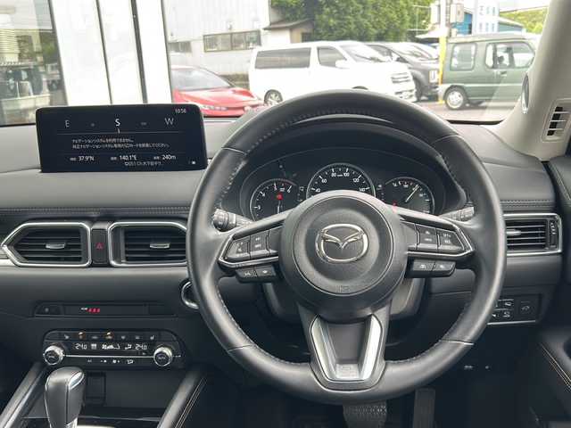 マツダ ＣＸ－５ XD Lパッケージ 山形県 2022(令4)年 4.4万km ディープクリスタルブルーマイカ 4WD/衝突被害軽減システム/純正ナビ/（Bluetooth/フルセグ)/レーダークルーズコントロール/BOSEサウンド/アラウンドビューモニター/クリアランスソナー/レザーシート/ヘッドアップディスプレイ/電動パーキングスイッチ/オートブレーキホールド/ステアリングスイッチ/電動リアゲート/前席シートヒーター/シートメモリ/前席パワーシート/ステアリングヒーター/オフロードトラクションアシスト/パドルシフト/電動格納ミラー/ウィンカーミラー/純正アルミホイール/純正フロアマット/プッシュスタート/スマートキー/スペアキー/ドアバイザー