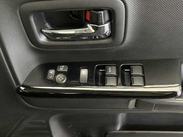スズキ スペーシア カスタム HYBRID XS ターボ 長野県 2019(令1)年 6.4万km アーバンブラウンパールメタリック スズキセーフティーサポート/純正8インチナビ/フルセグテレビ/DVD/Bluetooth/両側パワースライド/クルーズコントロール/パドルシフト/前方ドライブレコーダー（ナビ連動）/ビルトインETC/前席シートヒーター/リアサーキュレーター/革巻きステアリング/スマートキー/純正15インチAW/フロアマット取扱説明書