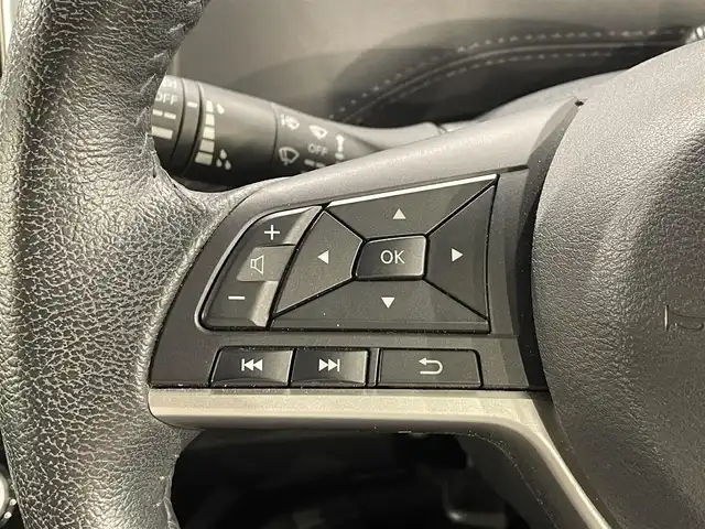 日産 セレナ e－パワー ハイウェイスター V 愛知県 2020(令2)年 4.8万km マルーンレッド 2トーン 純正10インチナビ/（FM/AM/Bluetooth/フルセグTV/SD/CD/DVD)/プロパイロット/アラウンドビューモニター/セーフティパックB/インテリパーキングアシスト/衝突軽減ブレーキ/禁煙車/両側パワースライドドア/クリアランスソナー/ETC2.0/ブラインドスポットモニター/LEDヘッドライト/キーレス・スマートキー/ドライブレコーダー/純正１５インチAW/オートリトラウィンカーミラー/プッシュスタート