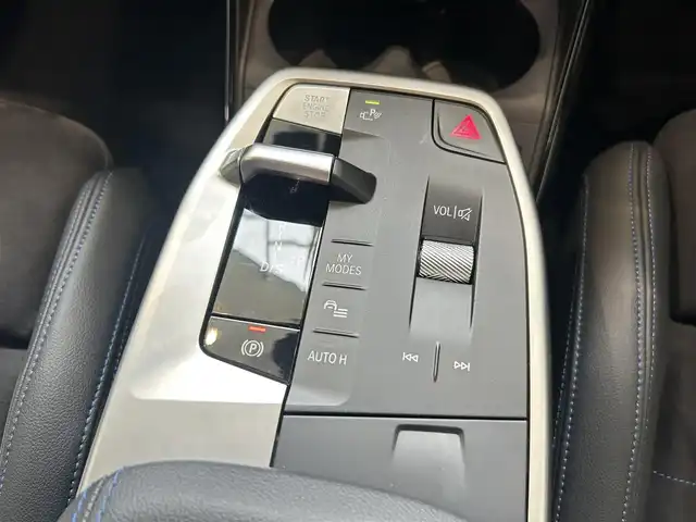 ＢＭＷ ＢＭＷ ２１８ｄ アクティブツアラー Mスポーツ 大阪府 2022(令4)年 2万km 白 ACC/ハーフレザー/パワーシート/シートヒーター/Dシートメモリ/純正ナビ/バックカメラ/applecarplay/純正17インチAW/LEDヘッドライト/電動リアゲート/ブラインドスポット/ワイヤレス充電/クリアランスソナー/パドルシフト/ETC