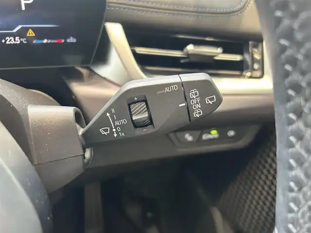 ＢＭＷ ＢＭＷ ２１８ｄ アクティブツアラー Mスポーツ 大阪府 2022(令4)年 2万km 白 ACC/ハーフレザー/パワーシート/シートヒーター/Dシートメモリ/純正ナビ/バックカメラ/applecarplay/純正17インチAW/LEDヘッドライト/電動リアゲート/ブラインドスポット/ワイヤレス充電/クリアランスソナー/パドルシフト/ETC