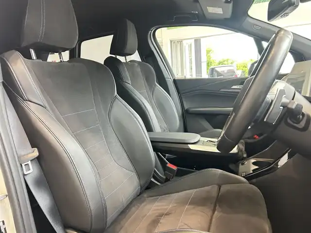 ＢＭＷ ＢＭＷ ２１８ｄ アクティブツアラー Mスポーツ 大阪府 2022(令4)年 2万km 白 ACC/ハーフレザー/パワーシート/シートヒーター/Dシートメモリ/純正ナビ/バックカメラ/applecarplay/純正17インチAW/LEDヘッドライト/電動リアゲート/ブラインドスポット/ワイヤレス充電/クリアランスソナー/パドルシフト/ETC