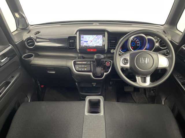 ホンダ Ｎ ＢＯＸ カスタム G Lパッケージ 埼玉県 2015(平27)年 7.8万km スマートブラック 片側電動スライドドア　/純正ナビ　/ＥＴＣ　/ＥＣＯＮ　/純正アルミホイール　/前ドライブレコーダー　/ウインカーミラー　/バックカメラ　/フロアマット　/フォグランプ　/オートライト　/プッシュスタート　