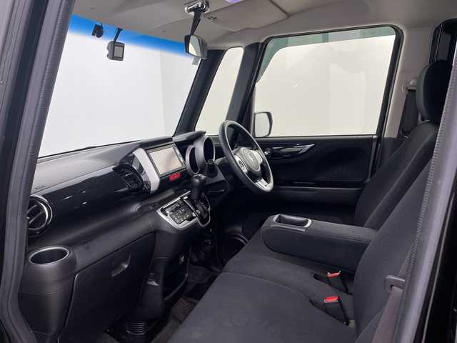 ホンダ Ｎ ＢＯＸ カスタム G Lパッケージ 埼玉県 2015(平27)年 7.8万km スマートブラック 片側電動スライドドア　/純正ナビ　/ＥＴＣ　/ＥＣＯＮ　/純正アルミホイール　/前ドライブレコーダー　/ウインカーミラー　/バックカメラ　/フロアマット　/フォグランプ　/オートライト　/プッシュスタート　