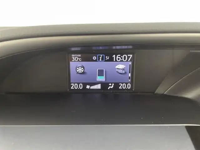 トヨタ ヴォクシー ハイブリッド ZS 煌Ⅱ 大分県 2020(令2)年 7.2万km ホワイトパールクリスタルシャイン ALPINE製11インチナビ(EX11NX)/バックカメラ/ALPINE製フリップダウンモニター/ALPINE製ドライブレコーダー/両側パワースライドドア/フルセグTV/テレビキャンセラー/HDMI端子/Bluetooth/ETC/前席シートヒーター/16インチアルミホイール/車線逸脱防止システム/衝突軽減ブレーキ/USB端子/オートライト/オートハイビーム/フォグランプ/LEDヘッドライト/本革巻きステアリング/ステアリングリモコン/ウォークスルー/前後コーナーセンサー/横滑り防止システム/スマートキー/プッシュスタート