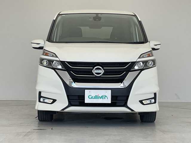 日産 セレナ ハイウェイスター Vセレクション 愛知県 2017(平29)年 5.6万km ブリリアントホワイトパール 純正9型ナビ/フリップダウンモニター/両側パワースライドドア/クルーズコントロール/バックカメラ/ハンズフリースライドドア/純正アルミホイール/LEDヘッドライト/リアオートエアコン/ドライブレコーダー/ETC/衝突軽減システム/ステアリングスイッチ/スマートキー/プッシュスタート