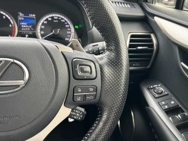 レクサス ＮＸ 300 Fスポーツ 千葉県 2020(令2)年 5.8万km ホワイトノーヴァガラスフレーク ナビ　バックカメラ　ＴＶ　レザーシート ＥＴＣ２．０　ドラレコ　追従型クルコン　パワーシート　シートヒーター　エアシート　ブレーキホールド　前後センサー　電動リアゲート　純正１８インチＡＷ LED