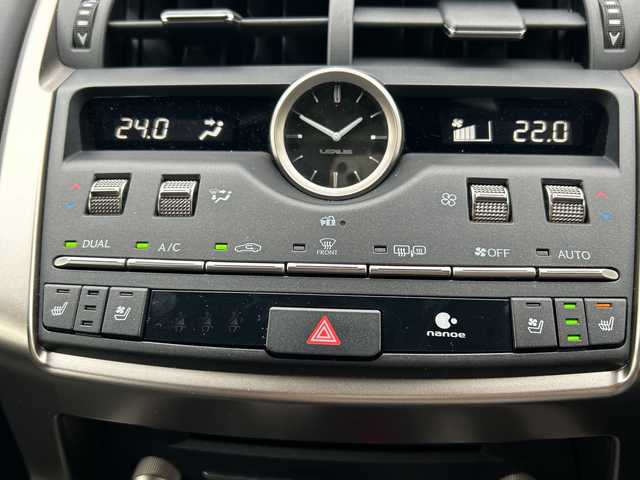 レクサス ＮＸ 300 Fスポーツ 千葉県 2020(令2)年 5.8万km ホワイトノーヴァガラスフレーク ナビ　バックカメラ　ＴＶ　レザーシート ＥＴＣ２．０　ドラレコ　追従型クルコン　パワーシート　シートヒーター　エアシート　ブレーキホールド　前後センサー　電動リアゲート　純正１８インチＡＷ LED