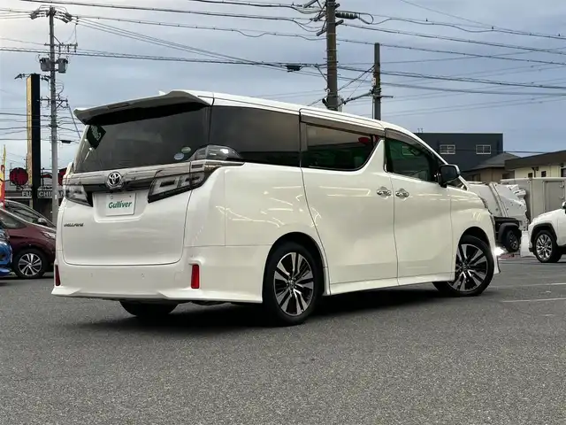 トヨタ ヴェルファイア Z Gエディション 愛知県 2019(令1)年 4.1万km ホワイトパールクリスタルシャイン /禁煙車//ワンオーナー//純正フリップダウンモニター//純正メモリーナビ(NSZN-Z68T)//フルセグTV/CD/DVD//バックカメラ//ETC//黒革シート//シートヒーター//エアシート//パワーシート(メモリ機能付き)//純正LEDオートヘッドライト//オートハイビーム//純正LEDフォグランプ//コンビステアリング//ステアリングスイッチ//ステアリングヒーター//パワーバックドア//全天周ドライブレコーダー//オートリトラウィンカーミラー//シーケンシャルウィンカー//PCS/LTA/PKSB/RSA/ACC/横滑り防止//リアロールシェード//オットマン付シート//自動防眩ルームミラー//照明付バニティミラー//スマートキー//スペアスマートキー//純正フロアマット//純正ドアバイザー//スペアタイヤ//AW付スタッドレスタイヤ4本(車載有)//新車時保証書//取扱説明書