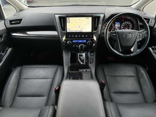 トヨタ ヴェルファイア Z Gエディション 兵庫県 2019(令1)年 4.1万km ホワイトパールクリスタルシャイン /禁煙車//ワンオーナー//純正フリップダウンモニター//純正メモリーナビ(NSZN-Z68T)//フルセグTV/CD/DVD//バックカメラ//ETC//黒革シート//シートヒーター//エアシート//パワーシート(メモリ機能付き)//純正LEDオートヘッドライト//オートハイビーム//純正LEDフォグランプ//コンビステアリング//ステアリングスイッチ//ステアリングヒーター//パワーバックドア//全天周ドライブレコーダー//オートリトラウィンカーミラー//シーケンシャルウィンカー//PCS/LTA/PKSB/RSA/ACC/横滑り防止//リアロールシェード//オットマン付シート//自動防眩ルームミラー//照明付バニティミラー//スマートキー//スペアスマートキー//純正フロアマット//純正ドアバイザー//スペアタイヤ//AW付スタッドレスタイヤ4本(車載有)//新車時保証書//取扱説明書