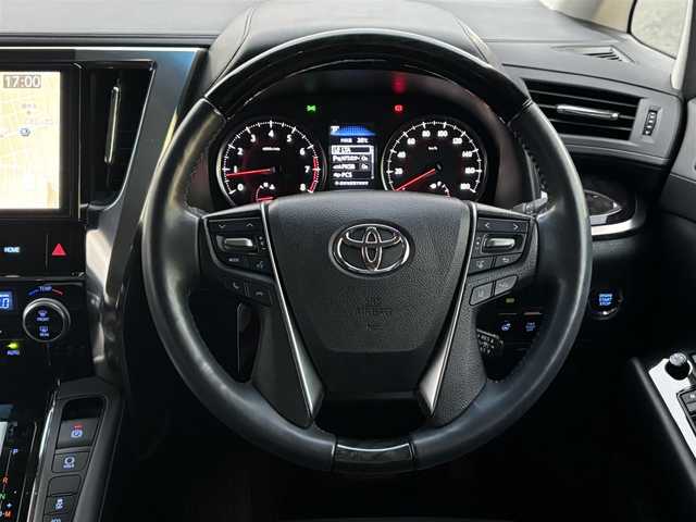 トヨタ ヴェルファイア Z Gエディション 兵庫県 2019(令1)年 4.1万km ホワイトパールクリスタルシャイン /禁煙車//ワンオーナー//純正フリップダウンモニター//純正メモリーナビ(NSZN-Z68T)//フルセグTV/CD/DVD//バックカメラ//ETC//黒革シート//シートヒーター//エアシート//パワーシート(メモリ機能付き)//純正LEDオートヘッドライト//オートハイビーム//純正LEDフォグランプ//コンビステアリング//ステアリングスイッチ//ステアリングヒーター//パワーバックドア//全天周ドライブレコーダー//オートリトラウィンカーミラー//シーケンシャルウィンカー//PCS/LTA/PKSB/RSA/ACC/横滑り防止//リアロールシェード//オットマン付シート//自動防眩ルームミラー//照明付バニティミラー//スマートキー//スペアスマートキー//純正フロアマット//純正ドアバイザー//スペアタイヤ//AW付スタッドレスタイヤ4本(車載有)//新車時保証書//取扱説明書