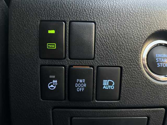 トヨタ ヴェルファイア Z Gエディション 兵庫県 2019(令1)年 4.1万km ホワイトパールクリスタルシャイン /禁煙車//ワンオーナー//純正フリップダウンモニター//純正メモリーナビ(NSZN-Z68T)//フルセグTV/CD/DVD//バックカメラ//ETC//黒革シート//シートヒーター//エアシート//パワーシート(メモリ機能付き)//純正LEDオートヘッドライト//オートハイビーム//純正LEDフォグランプ//コンビステアリング//ステアリングスイッチ//ステアリングヒーター//パワーバックドア//全天周ドライブレコーダー//オートリトラウィンカーミラー//シーケンシャルウィンカー//PCS/LTA/PKSB/RSA/ACC/横滑り防止//リアロールシェード//オットマン付シート//自動防眩ルームミラー//照明付バニティミラー//スマートキー//スペアスマートキー//純正フロアマット//純正ドアバイザー//スペアタイヤ//AW付スタッドレスタイヤ4本(車載有)//新車時保証書//取扱説明書