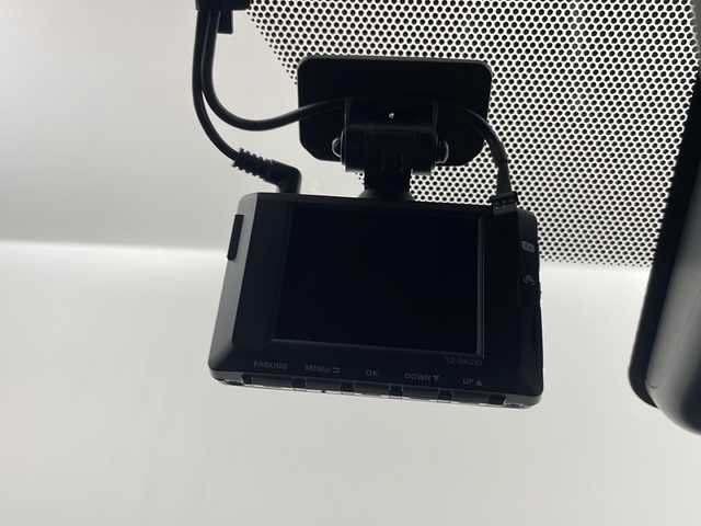 トヨタ ヤリスクロス ハイブリッド Z 埼玉県 2024(令6)年 0.6万km ブラックマイカ 純正ディスプレイオーディオ/（AM/FM/BT/USB）/全方位カメラ/ハーフレザーシート/シートヒーター/運転席パワーシート/ビルトイン2.0ETC/レーダークルーズコントロール/横滑り防止装置/ブラインドスポットモニター/ハンドルヒーター/オートハイビーム/純正18インチアルミホイール/純正フロアマット/前後ドライブレコーダー/LEDライト/LEDフォグランプ