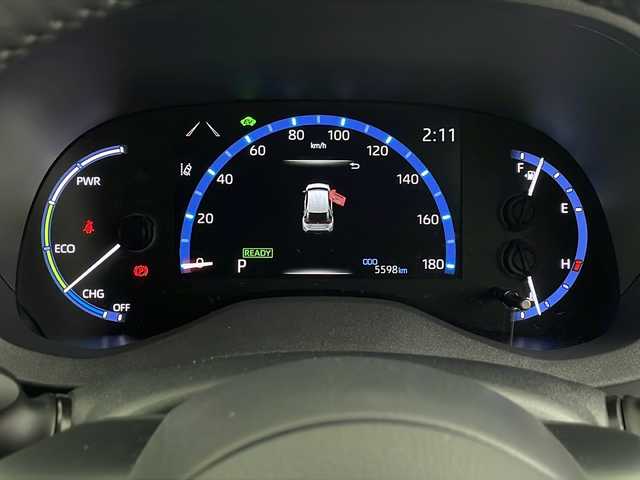 トヨタ ヤリスクロス ハイブリッド Z 埼玉県 2024(令6)年 0.6万km ブラックマイカ 純正ディスプレイオーディオ/（AM/FM/BT/USB）/全方位カメラ/ハーフレザーシート/シートヒーター/運転席パワーシート/ビルトイン2.0ETC/レーダークルーズコントロール/横滑り防止装置/ブラインドスポットモニター/ハンドルヒーター/オートハイビーム/純正18インチアルミホイール/純正フロアマット/前後ドライブレコーダー/LEDライト/LEDフォグランプ