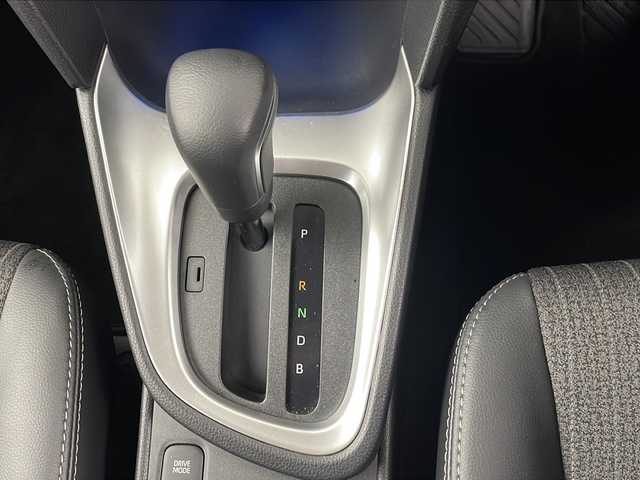 トヨタ ヤリスクロス ハイブリッド Z 埼玉県 2024(令6)年 0.6万km ブラックマイカ 純正ディスプレイオーディオ/（AM/FM/BT/USB）/全方位カメラ/ハーフレザーシート/シートヒーター/運転席パワーシート/ビルトイン2.0ETC/レーダークルーズコントロール/横滑り防止装置/ブラインドスポットモニター/ハンドルヒーター/オートハイビーム/純正18インチアルミホイール/純正フロアマット/前後ドライブレコーダー/LEDライト/LEDフォグランプ