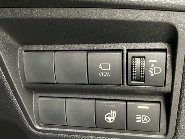 トヨタ ヤリスクロス ハイブリッド Z 埼玉県 2024(令6)年 0.6万km ブラックマイカ 純正ディスプレイオーディオ/（AM/FM/BT/USB）/全方位カメラ/ハーフレザーシート/シートヒーター/運転席パワーシート/ビルトイン2.0ETC/レーダークルーズコントロール/横滑り防止装置/ブラインドスポットモニター/ハンドルヒーター/オートハイビーム/純正18インチアルミホイール/純正フロアマット/前後ドライブレコーダー/LEDライト/LEDフォグランプ