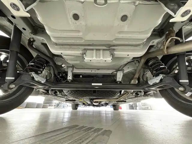 トヨタ ルーミー カスタムG－T 滋賀県 2023(令5)年 3.6万km ブラックマイカメタリック/パールホワイト2トーン 純正9インチナビ/【Bluetooth/CD/DVD/フルセグTV】/全方位カメラ/両側パワースライドドア/レーダークルーズコントロール/レーンディパーチャーアラート/プリクラッシュセーフティ/LEDヘッドライト/オートマチックハイビーム/クリアランスソナー/ビルトインETC/前後ドライブレコーダー/電動パーキングブレーキ/オートブレーキホールド/D/Nシートヒーター/純正フロアマット/ドアバイザー/プッシュスタート/スマートキー/ステアリングリモコン