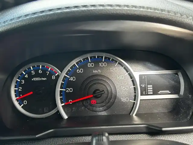 トヨタ ルーミー カスタムG－T 滋賀県 2023(令5)年 3.6万km ブラックマイカメタリック/パールホワイト2トーン 純正9インチナビ/【Bluetooth/CD/DVD/フルセグTV】/全方位カメラ/両側パワースライドドア/レーダークルーズコントロール/レーンディパーチャーアラート/プリクラッシュセーフティ/LEDヘッドライト/オートマチックハイビーム/クリアランスソナー/ビルトインETC/前後ドライブレコーダー/電動パーキングブレーキ/オートブレーキホールド/D/Nシートヒーター/純正フロアマット/ドアバイザー/プッシュスタート/スマートキー/ステアリングリモコン