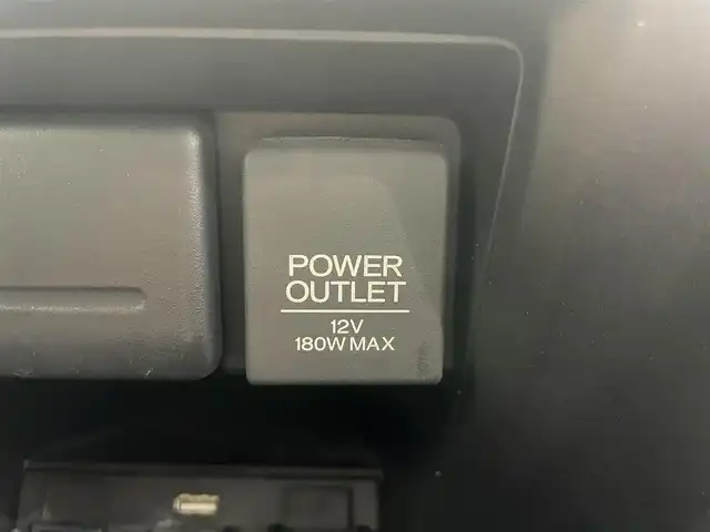 ホンダ ステップワゴン スパーダ ホンダセンシング 鹿児島県 2016(平28)年 5.2万km プレミアムスパークルブラックパール 禁煙車　/純正ナビ(CD/DVD/フルセグTV/Bluetooth)　/バックカメラ　/両側パワースライドドア　/ホンダセンシング　/・衝突軽減ブレーキ/・アダプティブクルーズコントロール/・車線維持支援システム/・路外逸脱抑制機能/・誤発進抑制機能/・先行車発進お知らせ機能/・標識認識機能/フリップダウンモニター　/追従型クルーズコントロール　/コーナーセンサー　/わくわくゲート/LEDヘッドライト　/ETC　/純正フロアマット　/純正アルミホイール/ドアバイザー