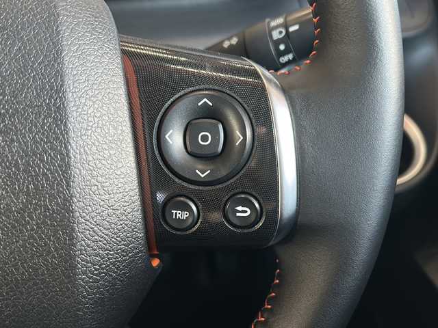 トヨタ シエンタ G クエロ 静岡県 2018(平30)年 6万km ブラックマイカ ナビ機能/FM/AM/SD/ipod/フルセグTV/USB/Bluetooth/CD/DVD/主要装備/・バックカメラ　/・スマートキー　/・ドライブレコーダー　/・ＥＴＣ　/・両側パワースライドドア　/・オートハイビーム　/・オートライト/・ＬＥＤヘッドライト　/・衝突軽減システム　/・ステアリングリモコン　/・フォグランプ　/・レーンキープ/・横滑り防止装置/・盗難防止装置/・純正ホイールキャップ