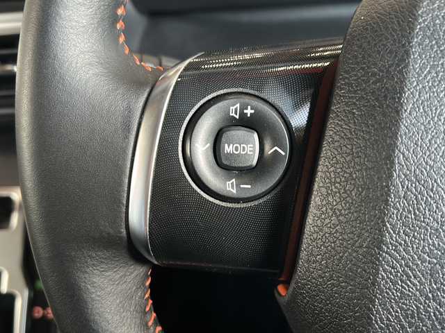 トヨタ シエンタ G クエロ 静岡県 2018(平30)年 6万km ブラックマイカ ナビ機能/FM/AM/SD/ipod/フルセグTV/USB/Bluetooth/CD/DVD/主要装備/・バックカメラ　/・スマートキー　/・ドライブレコーダー　/・ＥＴＣ　/・両側パワースライドドア　/・オートハイビーム　/・オートライト/・ＬＥＤヘッドライト　/・衝突軽減システム　/・ステアリングリモコン　/・フォグランプ　/・レーンキープ/・横滑り防止装置/・盗難防止装置/・純正ホイールキャップ