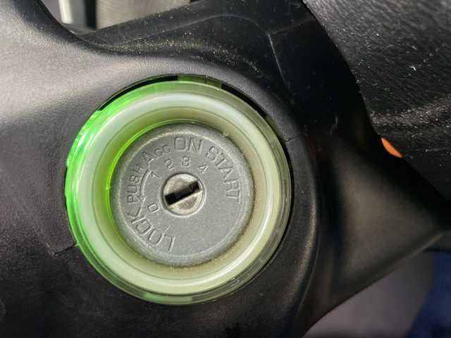 スバル インプレッサ ＷＲＸ STi 道央・札幌 2004(平16)年 15.9万km ピュアホワイト ・４ＷＤ/・ＤＣＣＤ/・Ｃ－ＤＩＦＦ/・Ｉ／Ｃスプレー/・ＨＫＳ ＥＶＣ－Ｓ/・ＨＫＳ メタルキャタライザー/・ＨＫＳ マフラー/・ＨＫＳ ＬＡクラッチ/・クスコ ＬＳＤ/・アルミラジエーター/・コトスポーツ ブローオフバルブ/・ＴＥＩＮ車高調/・Ａ－Ｔｅｃｈファイナルスピード改１７インチアルミ/・フロント/サイド/リアスポイラー/・社外ＨＤＤナビ＆ＴＶ＆ＤＶＤ＆ＣＤ＆ＡＵＸ＆ＵＳＢ/・バックカメラ/・取扱説明書有り/・スペアキー１本有/・令和２年１０月/令和４年１月/令和５年２月/令和５年６月ディーラー点検整備記録簿有り