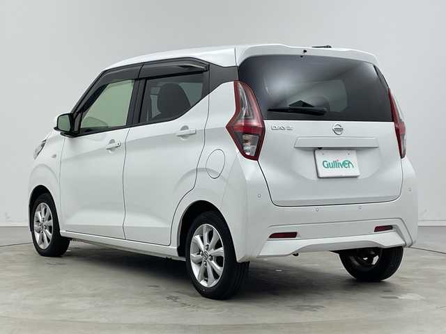 日産 デイズ X 新潟県 2022(令4)年 1.9万km ホワイトパール ワンオーナー/純正ディスプレイオーディオ/　Bluetooth/USB/衝突被害軽減ブレーキ/レーンキープアシスト/前後コーナーセンサー/バックモニター/オートマチックハイビーム/オートライト/アイドリングストップ/プッシュスタート/横滑り防止装置/スペアキー1本/純正フロアマット/純正14インチアルミホイール/取扱説明書/保証書