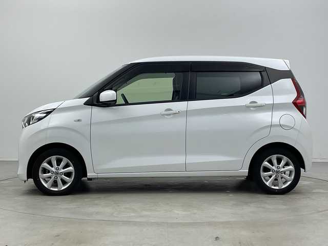 日産 デイズ X 新潟県 2022(令4)年 1.9万km ホワイトパール ワンオーナー/純正ディスプレイオーディオ/　Bluetooth/USB/衝突被害軽減ブレーキ/レーンキープアシスト/前後コーナーセンサー/バックモニター/オートマチックハイビーム/オートライト/アイドリングストップ/プッシュスタート/横滑り防止装置/スペアキー1本/純正フロアマット/純正14インチアルミホイール/取扱説明書/保証書