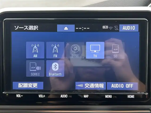 トヨタ シエンタ G クエロ 愛媛県 2019(令1)年 3.8万km センシュアルレッドマイカ 純正ナビ（Bluetooth/フルセグTV）/パノラミックビューモニター/トヨタセーフティセンス/ステアリングリモコン/両側パワースライドドア/ハーフレザーシート/ETC/前後ドライブレコーダー/クリアランスソナー/3列シート/LEDヘッドライト/オートマチックハイビーム/スマートキー×２