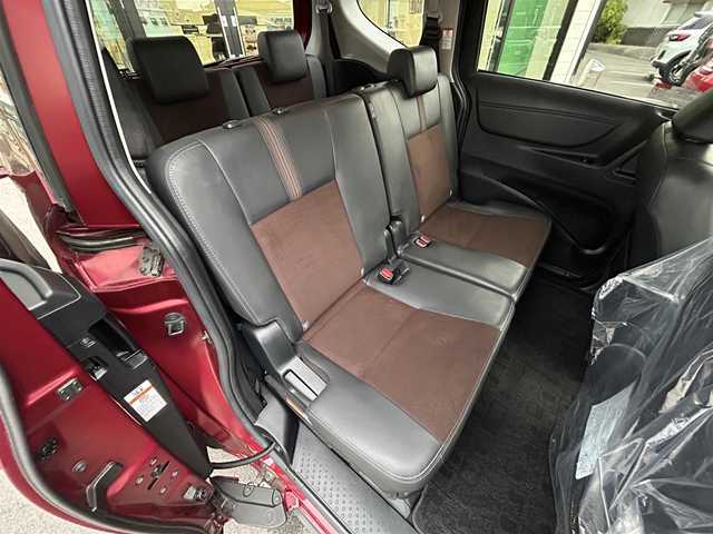 トヨタ シエンタ G クエロ 愛媛県 2019(令1)年 3.8万km センシュアルレッドマイカ 純正ナビ（Bluetooth/フルセグTV）/パノラミックビューモニター/トヨタセーフティセンス/ステアリングリモコン/両側パワースライドドア/ハーフレザーシート/ETC/前後ドライブレコーダー/クリアランスソナー/3列シート/LEDヘッドライト/オートマチックハイビーム/スマートキー×２