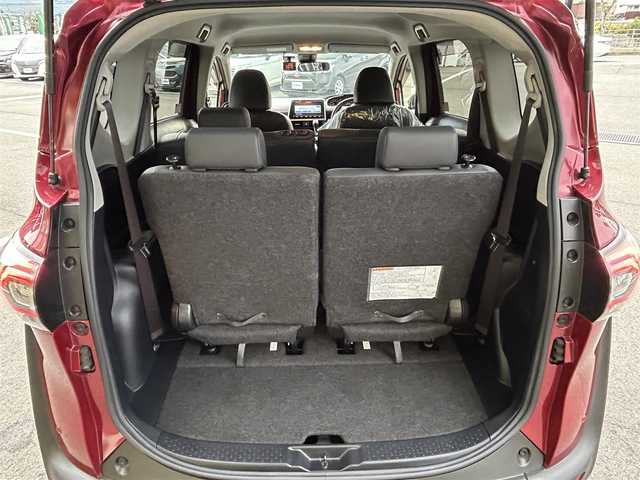 トヨタ シエンタ G クエロ 愛媛県 2019(令1)年 3.8万km センシュアルレッドマイカ 純正ナビ（Bluetooth/フルセグTV）/パノラミックビューモニター/トヨタセーフティセンス/ステアリングリモコン/両側パワースライドドア/ハーフレザーシート/ETC/前後ドライブレコーダー/クリアランスソナー/3列シート/LEDヘッドライト/オートマチックハイビーム/スマートキー×２