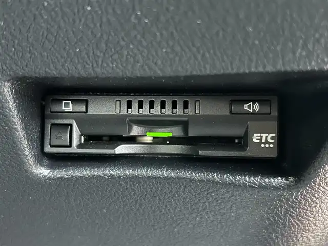 トヨタ シエンタ G クエロ 愛媛県 2019(令1)年 3.8万km センシュアルレッドマイカ 純正ナビ（Bluetooth/フルセグTV）/パノラミックビューモニター/トヨタセーフティセンス/ステアリングリモコン/両側パワースライドドア/ハーフレザーシート/ETC/前後ドライブレコーダー/クリアランスソナー/3列シート/LEDヘッドライト/オートマチックハイビーム/スマートキー×２