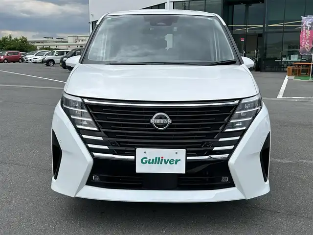 日産 セレナ ハイウェイスター V 奈良県 2022(令4)年 1.8万km プリズムホワイト 純正１２．３インチナビ　/フルセグＴＶ　/BT/HDMI/USB/アラウンドビューモニター　/前後ドライブレコーダー　/デジタルインナーミラー　/プロパイロット　/置くだけ充電　/ＥＴＣ２．０　/前後コーナーセンサー　/シートヒーター　/ＷＡＣ/AUTOHOLD/LEDヘッドライト/オートライト/両側パワースライドドア/追従型クルーズコントロール/パドルシフト