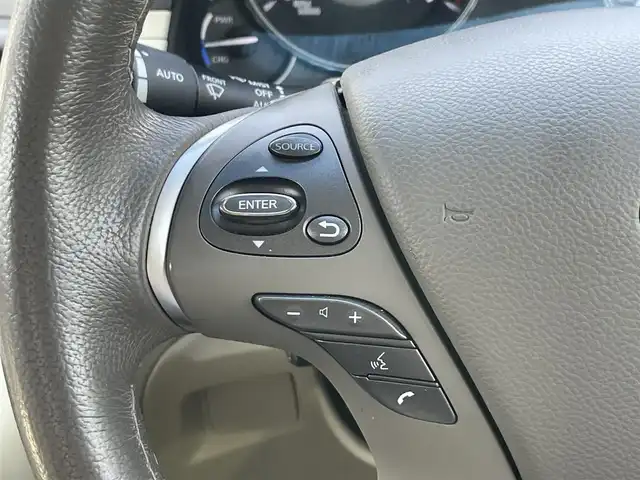 日産 フーガ ハイブリッド 静岡県 2016(平28)年 6.4万km 茶 衝突軽減Ｂ　/ＤＣＡ　/ＬＤＡ　/ＢＳＩ　/ＬＤＷ　/サンルーフ　　/ベージュ革シート　/前席ＰＷシート&シートヒーター&エアシート　/純正ナビ　/全方位カメラ　/地デジ　/ＢＯＳＥサウンド/Waruic 19インチAW/社外３６０度ドラレコ/スマートキー /スペアキー /保証証/取説