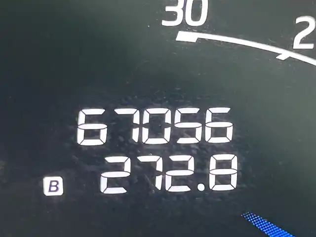 日産 セレナ ハイウェイS S HV Aセーフ 大阪府 2014(平26)年 6.7万km ダイヤモンドブラック 純正ナビ(フルセグ/DVD再生/Bluetooth) 360カメラ ETC 両側パワースライドドア 衝突軽減 クルコン クリアランスソナー レーンアシスト リアオートエアコン オートライト 禁煙車