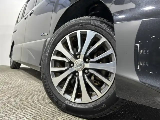 日産 セレナ ハイウェイS S HV Aセーフ 大阪府 2014(平26)年 6.7万km ダイヤモンドブラック 純正ナビ(フルセグ/DVD再生/Bluetooth) 360カメラ ETC 両側パワースライドドア 衝突軽減 クルコン クリアランスソナー レーンアシスト リアオートエアコン オートライト 禁煙車