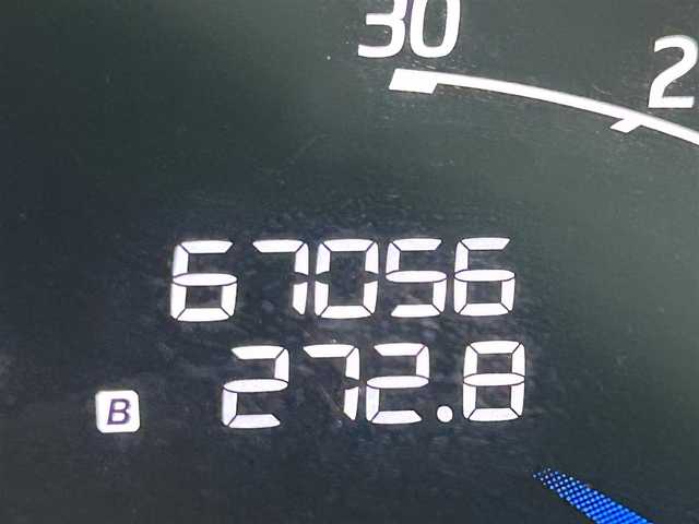 日産 セレナ ハイウェイS G S HV Aセーフ 大阪府 2014(平26)年 6.7万km ダイヤモンドブラック 純正ナビ(フルセグ/DVD再生/Bluetooth) 360カメラ ETC 両側パワースライドドア 衝突軽減 クルコン クリアランスソナー レーンアシスト リアオートエアコン オートライト 禁煙車