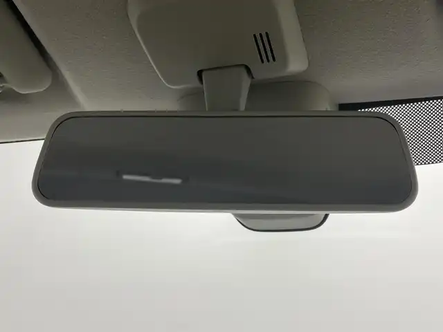 スズキ ラパン X 岡山県 2018(平30)年 7.3万km フォーンベージュメタリック/ホワイト2トーンルーフ 社外ナビ/・バックカメラ/・FM/AM/Bluetooth/フルセグ/CD/DVD/シートヒーター/・スズキセーフティーサポート/・デュアルセンサーブレーキサポート/・踏み間違い防止/ETC/純正フロアマット/HIDヘッドライト/・オートライト/アイドリングストップ機能/横滑り防止機能