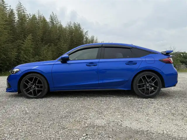 ホンダ シビック EX 兵庫県 2022(令4)年 2.6万km プレミアムクリスタルブルークリスタル 純正OPテールゲートスポイラー/純正ナビ/フルセグTV/前2席パワーシート/BOSEサウンド/ワイヤレス充電/LEDヘッドライト/LEDフォグ/スマートキー/ハーフレザーシート