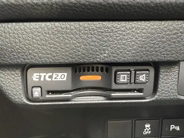 ホンダ シビック EX 兵庫県 2022(令4)年 2.6万km プレミアムクリスタルブルークリスタル 純正OPテールゲートスポイラー/純正ナビ/フルセグTV/前2席パワーシート/BOSEサウンド/ワイヤレス充電/LEDヘッドライト/LEDフォグ/スマートキー/ハーフレザーシート
