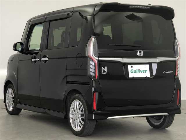 ホンダ Ｎ ＢＯＸ カスタム L ターボ 愛知県 2022(令4)年 2.4万km クリスタルブラックパール 純正ナビ（フルセグ、CD、DVD、Bluetooth）/ETC/Bカメラ/ドラレコ前後/シートヒーター（D+N)/ハーフレザーシート/両側パワスラドア/ACC/衝突軽減ブレーキ/レーンキープアシスト/オートハイビーム/LEDヘッドライト/電子パーキング/オートホールド/コーナーセンサー（後ろ）/スマートキー/USB/純正アルミホイール/純正フロアマット/三点エアバック/ターボ/フォグライト/オートライト/横滑り防止装置