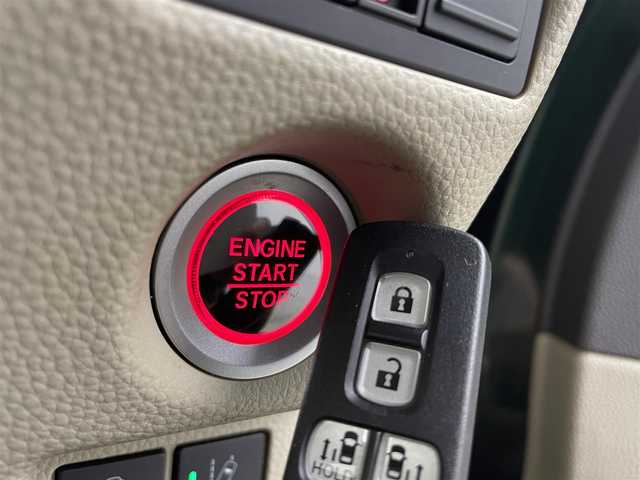 ホンダ Ｎ ＢＯＸ G EX ターボ ホンダセンシング 宮城県 2020(令2)年 5.9万km ブリティッシュグリーンP 純正８型ナビ　/両側パワースライドドア　/助手席スーパースライドシート　/アダプティブクルーズコントロール　/衝突被害軽減ブレーキ　/路外逸脱抑制機能　/オートハイビーム　/誤発進抑制機能/後方誤発進抑制機能/シートヒーター　/ＬＥＤヘッドライト　/充電用USBジャック（急速充電対応タイプ2個付）/禁煙