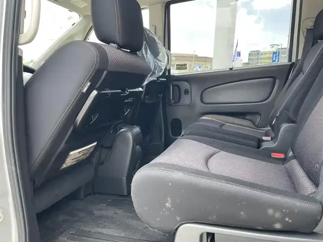 日産 セレナ ハイウェイスター Sハイブリッド 沖縄県 2013(平25)年 7.2万km ブリリアントシルバー (株)IDOMが運営する【じしゃロンOO店】の自社ローン専用車両になりますこちらは現金またはオートローンご利用時の価格です。自社ローンご希望の方は別途その旨お申付け下さい/・プッシュスタート　/・純正ナビ　/・Ｂｌｕｅｔｏｏｔｈ接続　/・バックカメラ　/・ＥＴＣ　/・両側パワースライドドア　/・クルーズコントロール　/・スマートキー　/・純正フロアマット　/・純正アルミホイール　/・取扱説明書