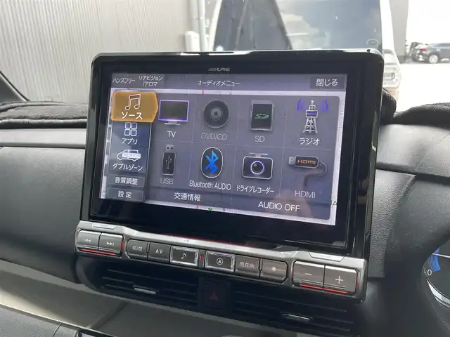 三菱 デリカミニ T プレミアム 滋賀県 2024(令6)年 1.7万km グレーⅡ ナビ/CD/DVD/Bluetooth/AppleCarPlay/フルセグテレビ/マルチアラウンドモニター/デジタルルームミラー/両側パワースライドドア/マイパイロット/e-アシスト/・衝突被害軽減ブレーキ/・踏み間違い衝突防止アシスト/・車線逸脱警報システム/・車線逸脱防止支援機能/・オートマチックハイビーム/・ふらつき警報/シートヒーター /ステアヒーター/ETC/LEDヘッドライト/オートライト/プッシュスタート /スマートキー