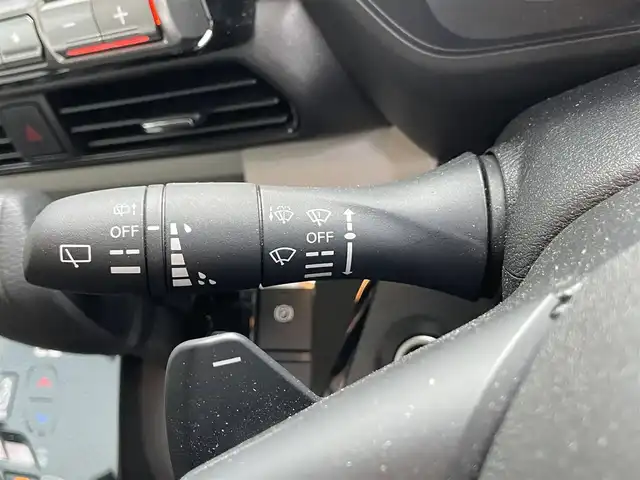 三菱 デリカミニ T プレミアム 滋賀県 2024(令6)年 1.7万km グレーⅡ ナビ/CD/DVD/Bluetooth/AppleCarPlay/フルセグテレビ/マルチアラウンドモニター/デジタルルームミラー/両側パワースライドドア/マイパイロット/e-アシスト/・衝突被害軽減ブレーキ/・踏み間違い衝突防止アシスト/・車線逸脱警報システム/・車線逸脱防止支援機能/・オートマチックハイビーム/・ふらつき警報/シートヒーター /ステアヒーター/ETC/LEDヘッドライト/オートライト/プッシュスタート /スマートキー