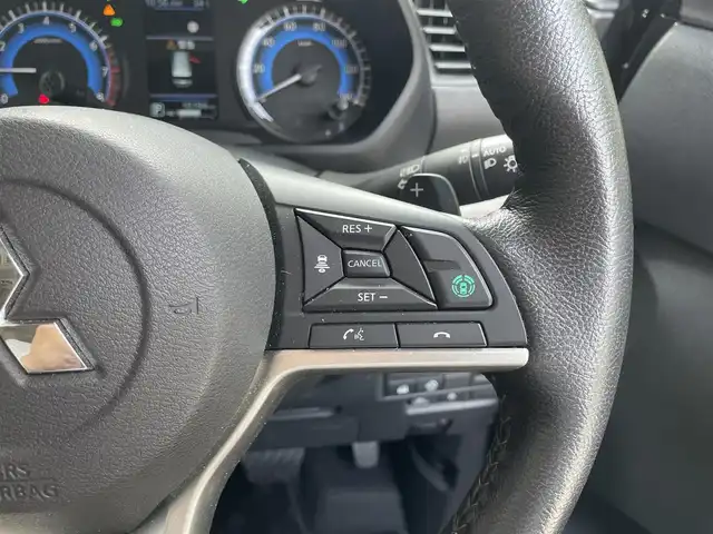 三菱 デリカミニ T プレミアム 滋賀県 2024(令6)年 1.7万km グレーⅡ ナビ/CD/DVD/Bluetooth/AppleCarPlay/フルセグテレビ/マルチアラウンドモニター/デジタルルームミラー/両側パワースライドドア/マイパイロット/e-アシスト/・衝突被害軽減ブレーキ/・踏み間違い衝突防止アシスト/・車線逸脱警報システム/・車線逸脱防止支援機能/・オートマチックハイビーム/・ふらつき警報/シートヒーター /ステアヒーター/ETC/LEDヘッドライト/オートライト/プッシュスタート /スマートキー