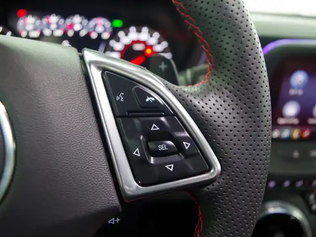 シボレー カマロ SS 兵庫県 2019(平31)年 3.8万km 黒 V8 6200cc/10速AT/Boseプレミアム9スピーカーオーディオ/AppleCarPlay/AndroidAuto対応/BT/USB/バックカメラ/ETC/マグネティックライドコントロール/Brembo社製ハイパフォーマンスブレーキシステム/純正20インチAWブラックペイント/赤黒ツートンレザーシート/シートヒーター/ベンチレーションシート/パワーシート/リヤカメラーミラー/レーンチェンジアラート/サイドブラインドゾーンアラート/LEDヘッドライト/アンビエントライト/ヘッドアップディスプレイ/スマートキー